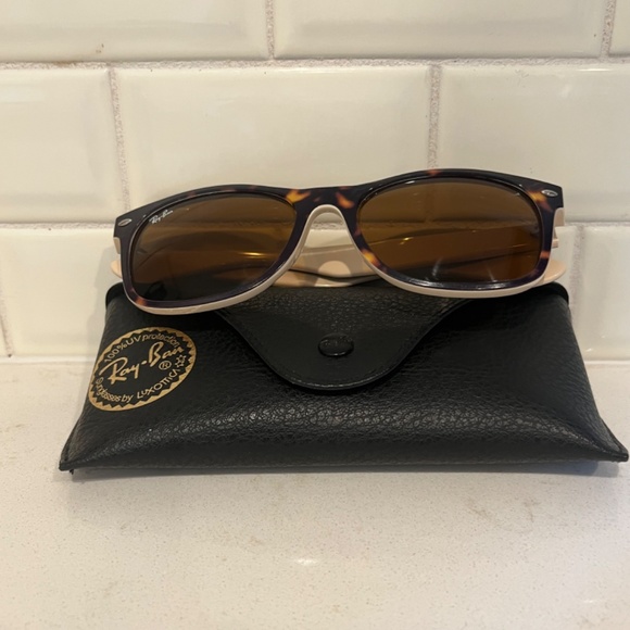 Ray Ban Sunglasses - Picture 5 of 9